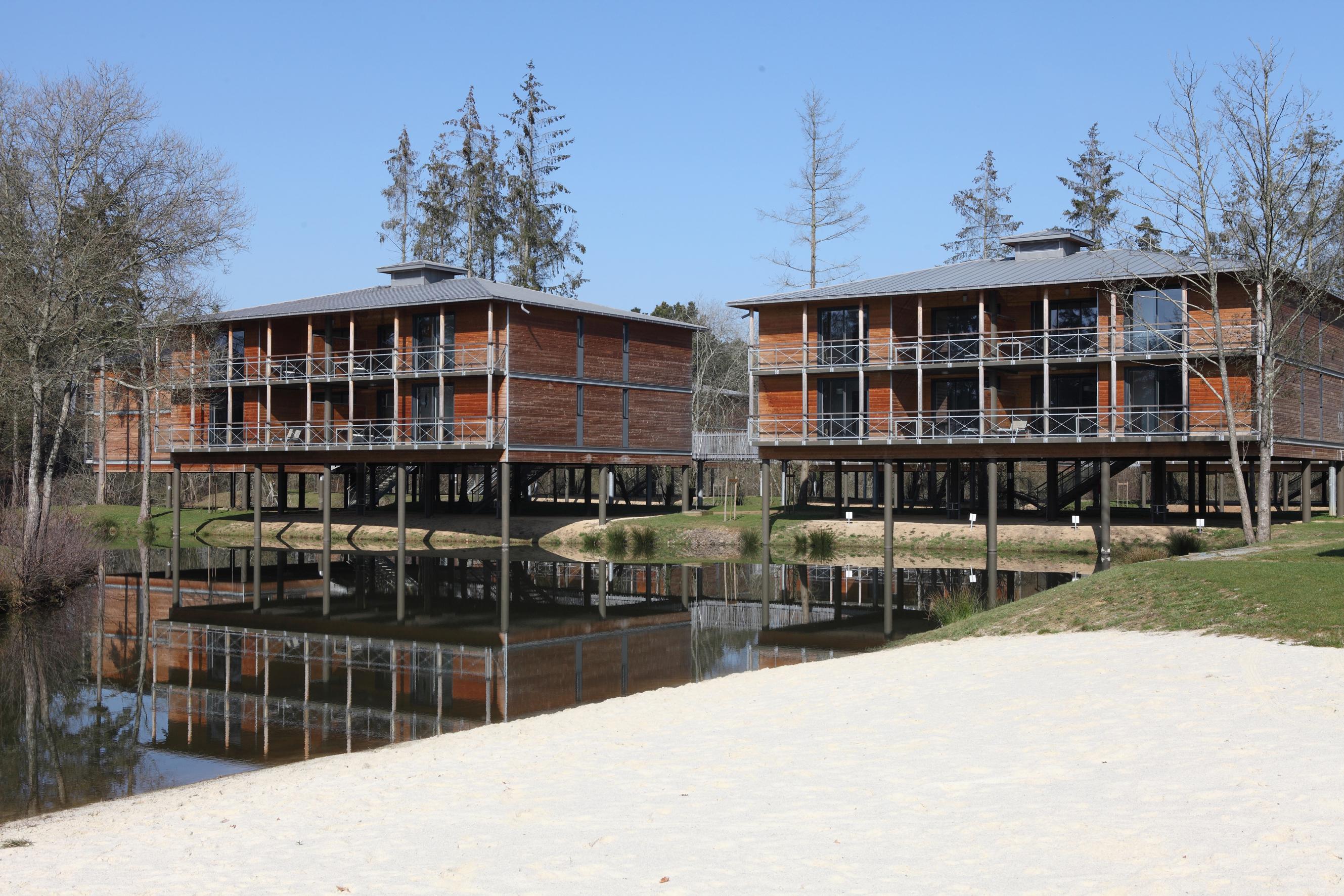Domaine De Cice-Blossac, Resort Spa & Golf Bruz Bagian luar foto