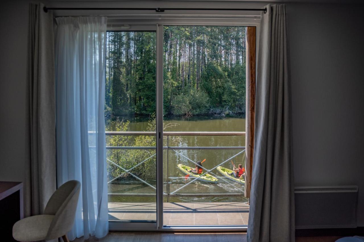 Domaine De Cice-Blossac, Resort Spa & Golf Bruz Bagian luar foto